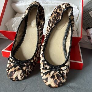 Marc Fisher leopard print ballet flats
